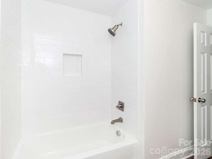 1701 Irma Street, Charlotte, NC 28216.  MLS# CAR4343874, YatesRealty ID 9353. Hallway bath