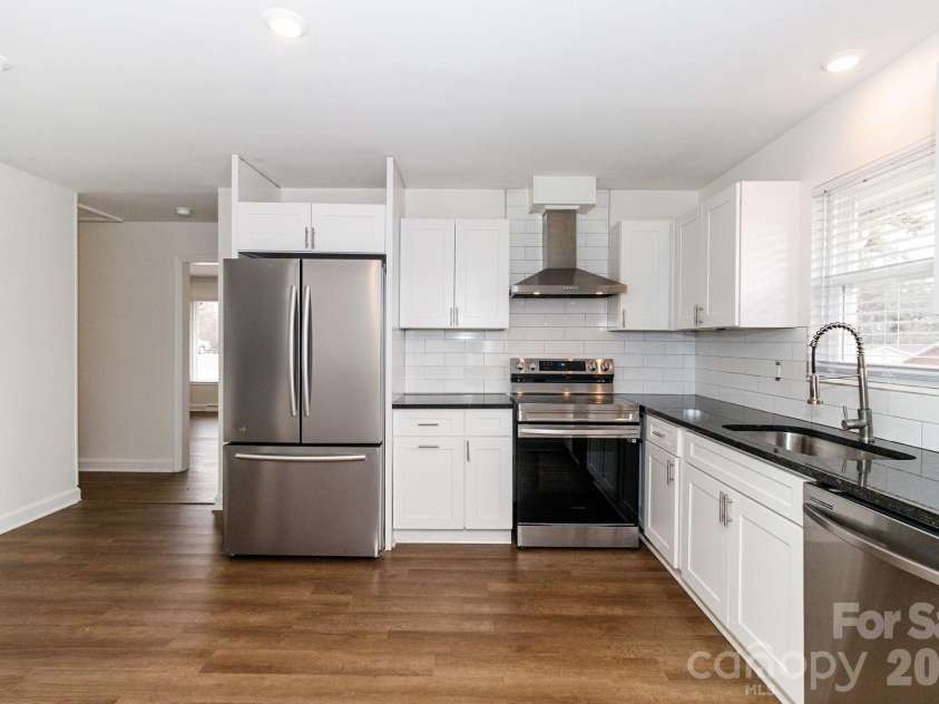 1701 Irma Street, Charlotte, NC 28216.  MLS# CAR4413768, YatesRealty ID 9353. 