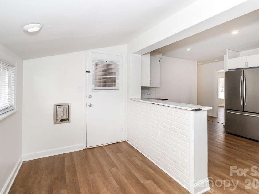 1701 Irma Street, Charlotte, NC 28216.  MLS# CAR4413768, YatesRealty ID 9353. 