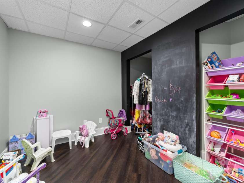 404 Yorkfield Drive, Shelby, NC 28150.  MLS# CAR4205572, YatesRealty ID 9353. Second Flex/Playroom in the basement.