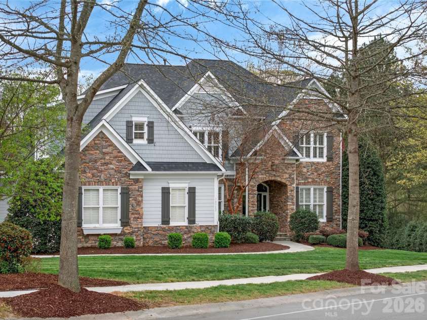 18502 Green Knoll Trace, Davidson, NC 28036.  MLS# CAR4364534, YatesRealty ID 9354. 