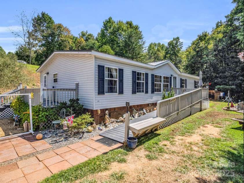282 Reagan Lane, Bostic, NC 28018.  MLS# CAR4163019, YatesRealty ID 9355. 