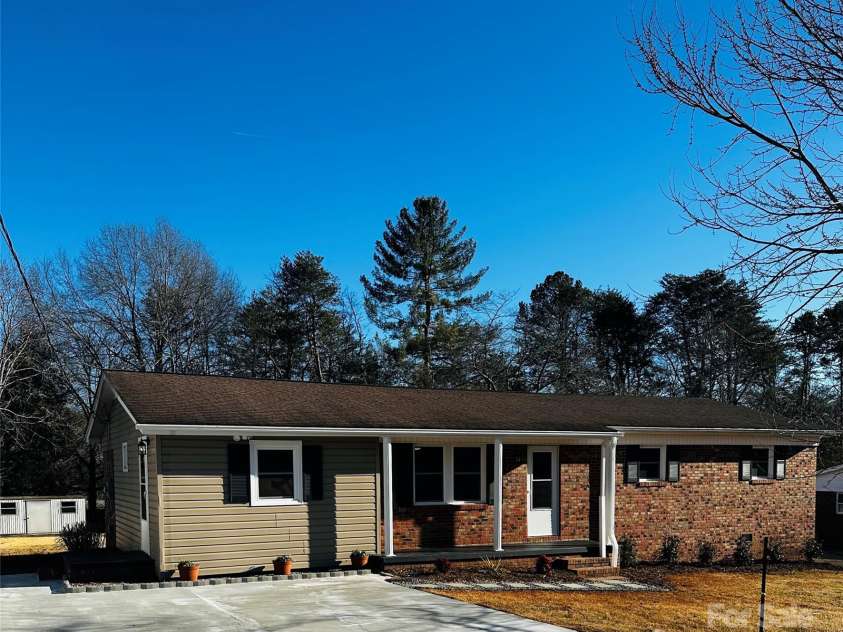 548 Old Wagy Road, Forest City, NC 28043.  MLS# CAR4217858, YatesRealty ID 9356. 