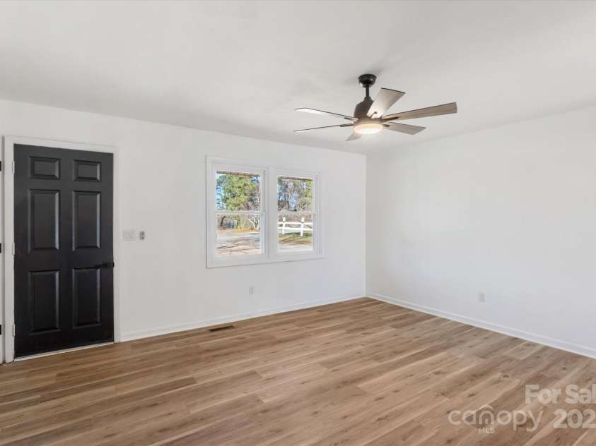 548 Old Wagy Road, Forest City, NC 28043.  MLS# CAR4217858, YatesRealty ID 9356. 