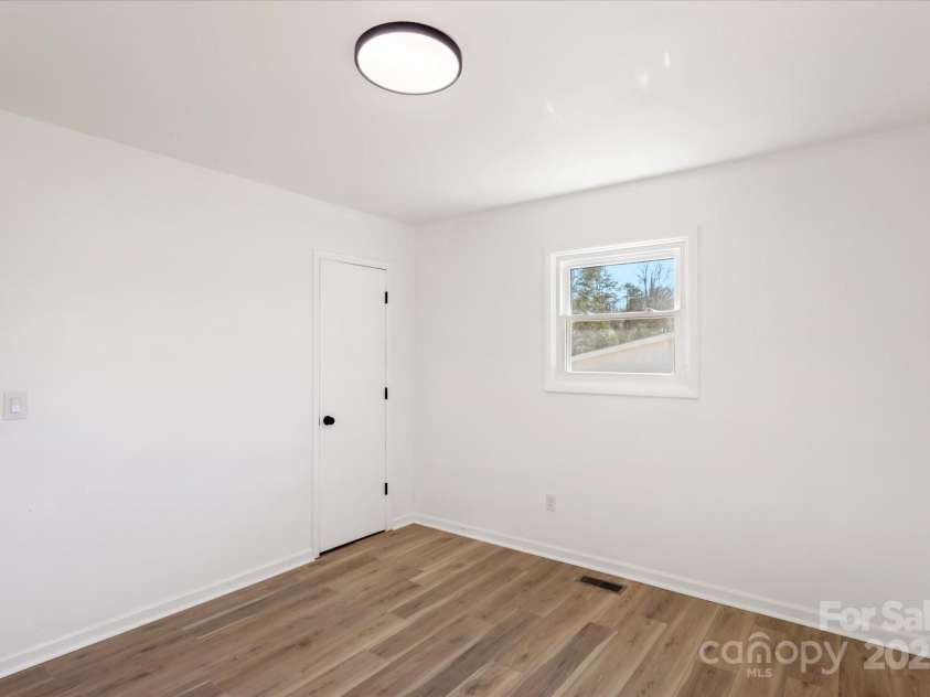 548 Old Wagy Road, Forest City, NC 28043.  MLS# CAR4217858, YatesRealty ID 9356. 