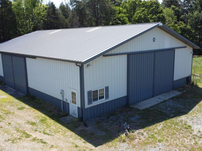 136 Arabian Drive, Mooresville, NC 28115.  MLS# CAR4364672, YatesRealty ID 9358. 