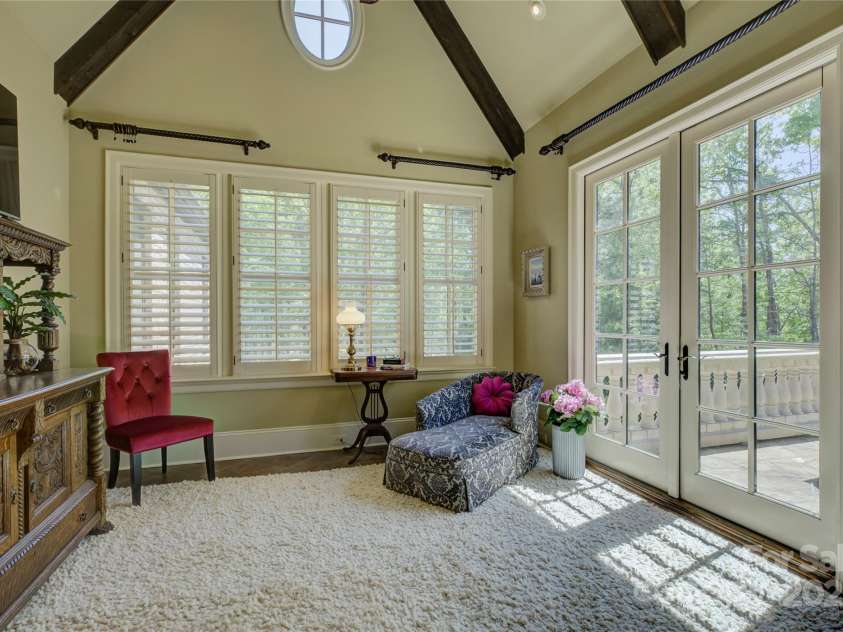 16908 Ashton Oaks Drive, Charlotte, NC 28278.  MLS# CAR4198015, YatesRealty ID 9358. 
