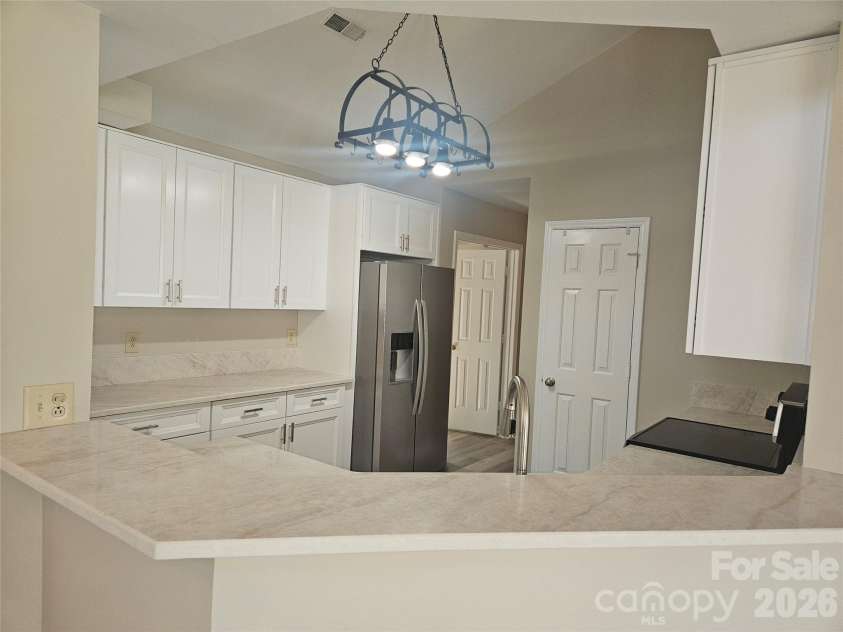 3604 Edmund Court, Matthews, NC 28105.  MLS# CAR4351458, YatesRealty ID 9359. 