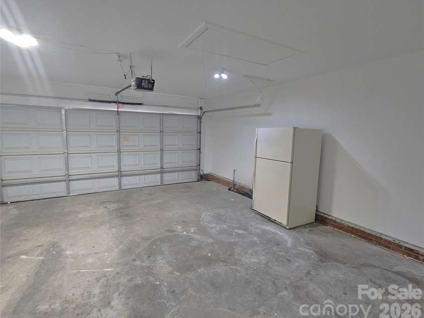 3604 Edmund Court, Matthews, NC 28105.  MLS# CAR4351458, YatesRealty ID 9359. 