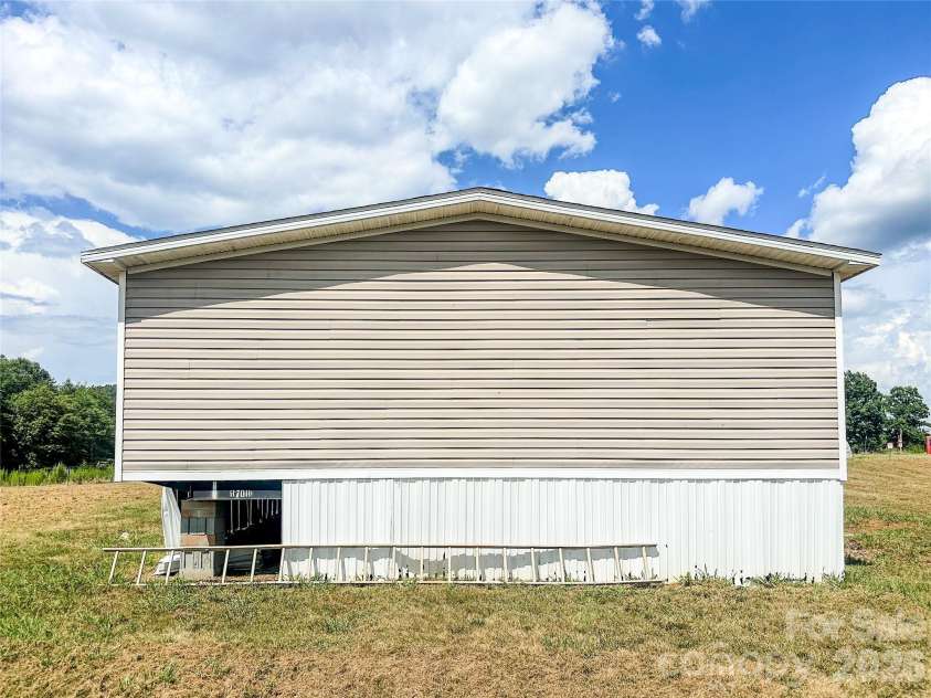356 Brooks Road Extension, Bostic, NC 28018.  MLS# CAR4286314, YatesRealty ID 9360. 