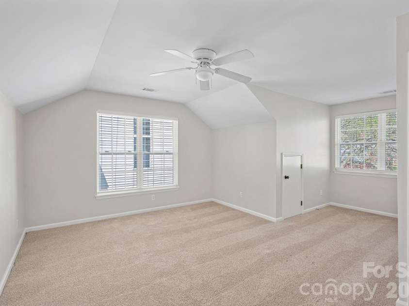 19516 Trintella Lane, Cornelius, NC 28031.  MLS# CAR4359826, YatesRealty ID 9361. 