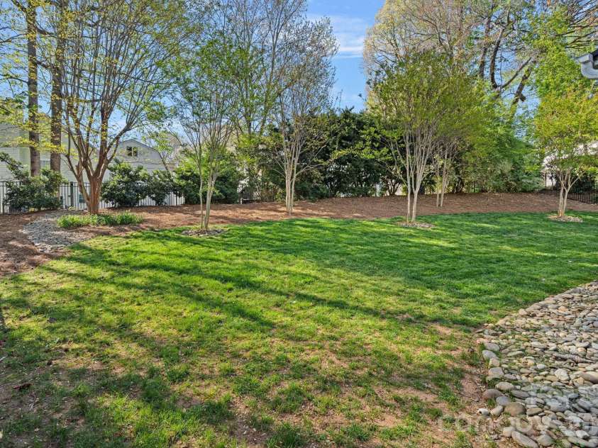 19516 Trintella Lane, Cornelius, NC 28031.  MLS# CAR4359826, YatesRealty ID 9361. 