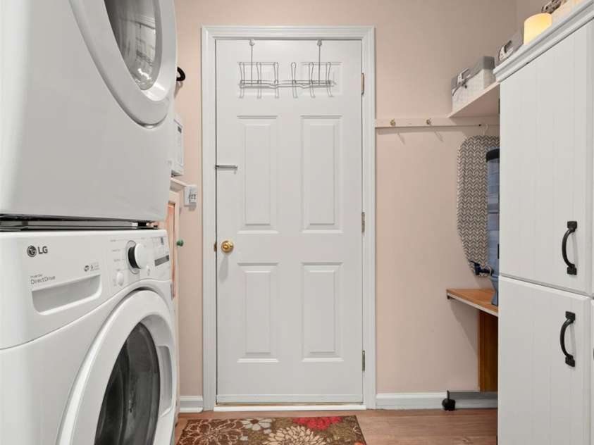 17 Tisha Lane, Hendersonville, NC 28739.  MLS# CAR4250520, YatesRealty ID 9362. 