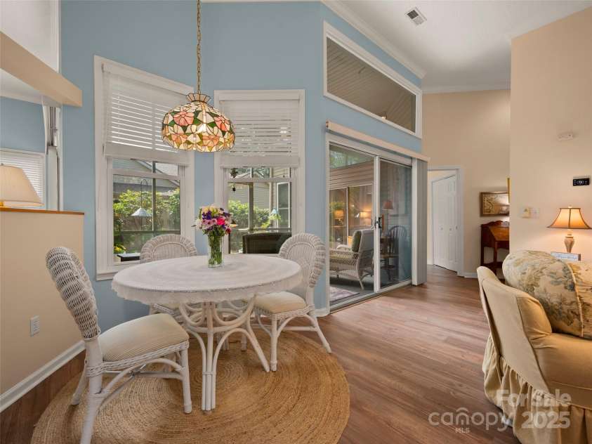 17 Tisha Lane, Hendersonville, NC 28739.  MLS# CAR4250520, YatesRealty ID 9362. 