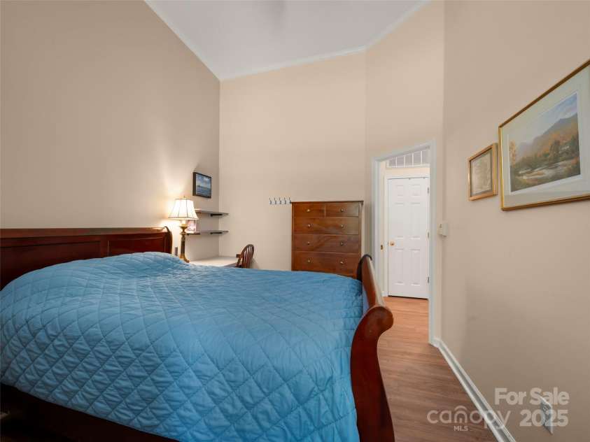 17 Tisha Lane, Hendersonville, NC 28739.  MLS# CAR4250520, YatesRealty ID 9362. 