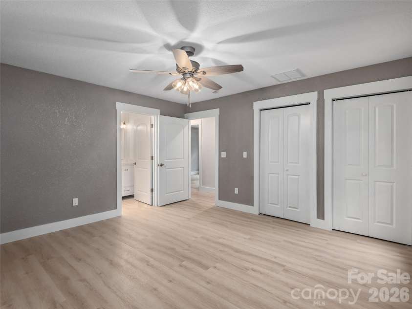 7 Mcgee Ridge Road, Fairview, NC 28730.  MLS# CAR4404833, YatesRealty ID 9362. 