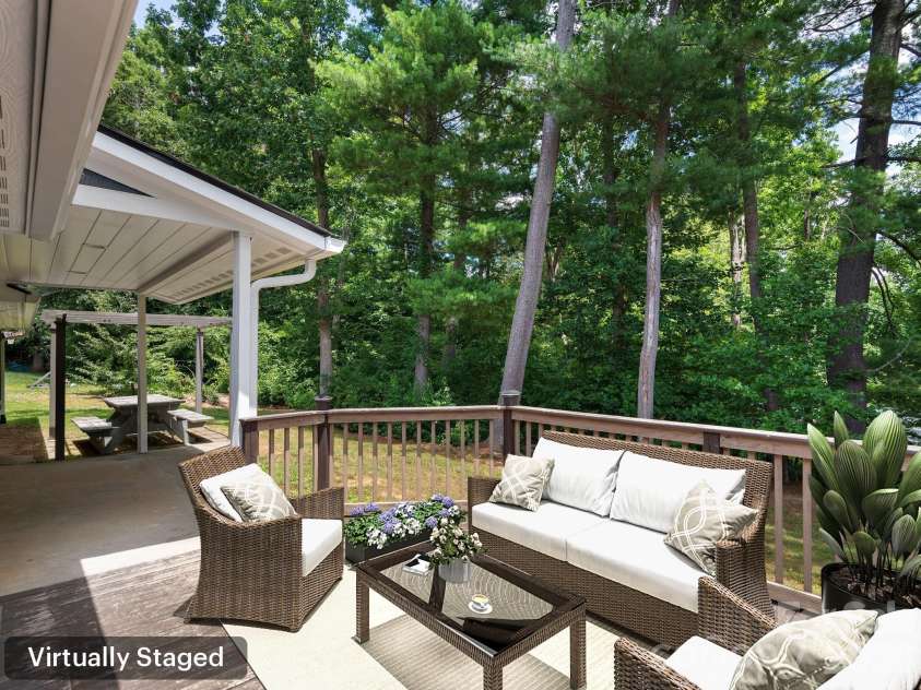 7 Mcgee Ridge Road, Fairview, NC 28730.  MLS# CAR4404833, YatesRealty ID 9362. 