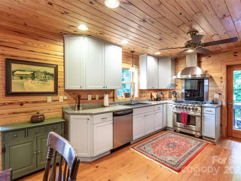 278 Talisi Trail, Whittier, NC 28789.  MLS# CAR4240743, YatesRealty ID 9363. 