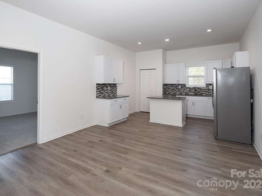 1305 Price Avenue, Kannapolis, NC 28081.  MLS# CAR4234948, YatesRealty ID 9364. 