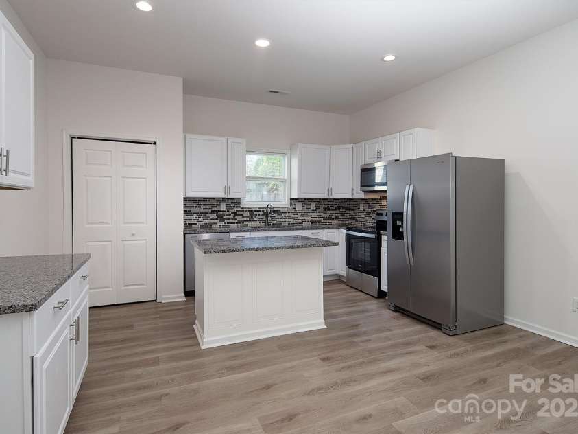 1305 Price Avenue, Kannapolis, NC 28081.  MLS# CAR4234948, YatesRealty ID 9364. 