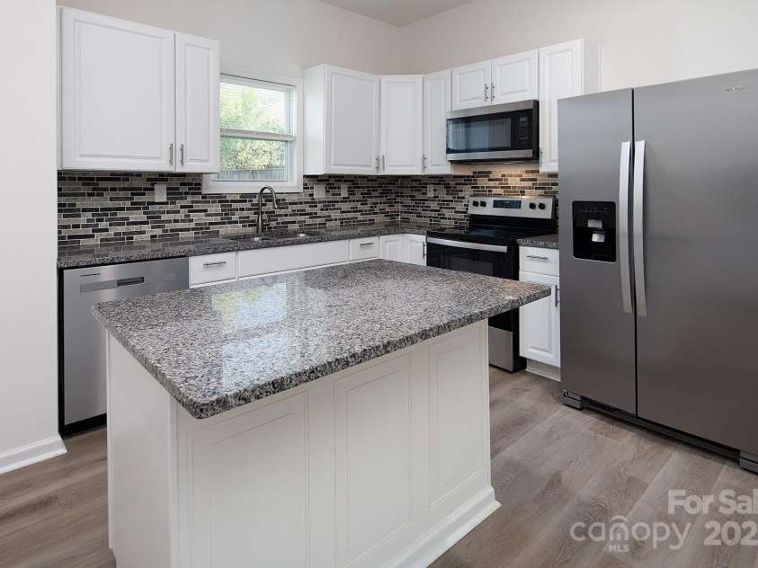 1305 Price Avenue, Kannapolis, NC 28081.  MLS# CAR4234948, YatesRealty ID 9364. 