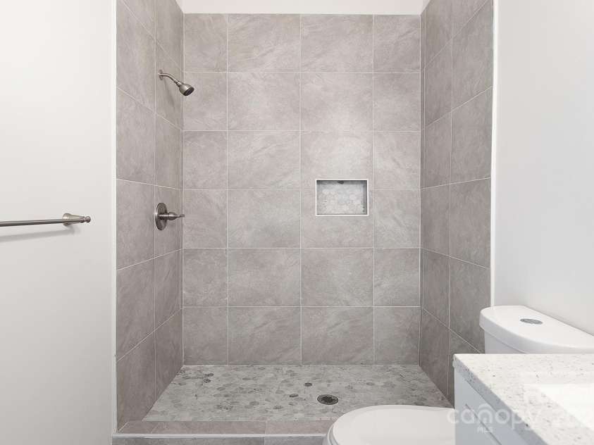 1305 Price Avenue, Kannapolis, NC 28081.  MLS# CAR4234948, YatesRealty ID 9364. Primary Bath