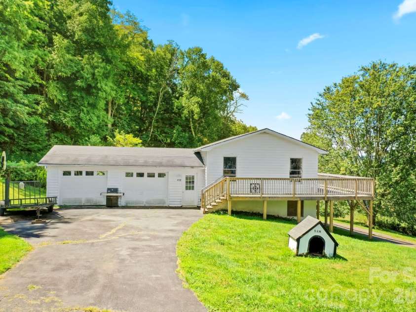 840 Ed Williams Road, Zionville, NC 28698.  MLS# CAR4182614, YatesRealty ID 9364. 
