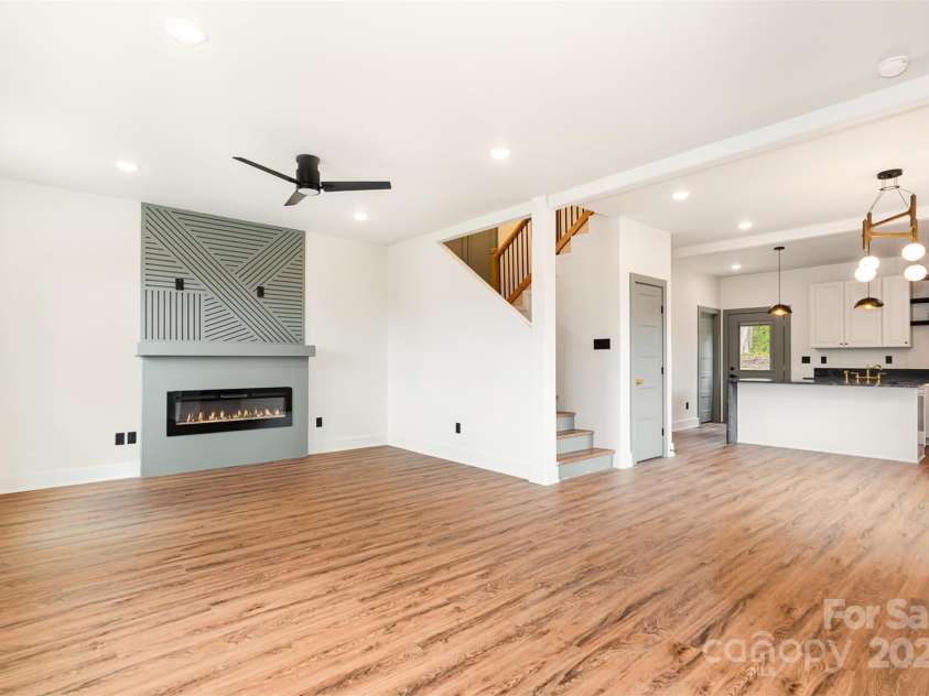 1314 Eddie Street, Gastonia, NC 28054.  MLS# CAR4245888, YatesRealty ID 9365. Living room