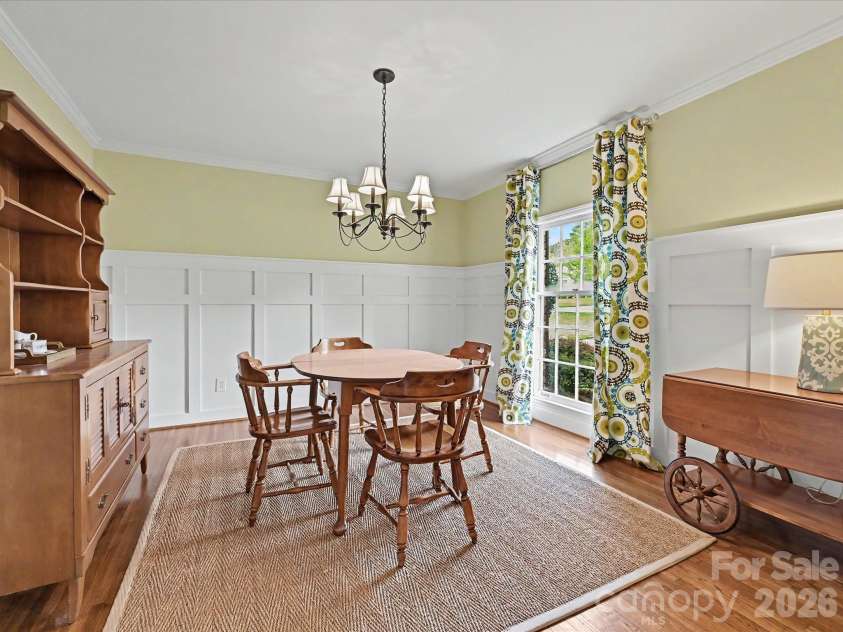 3927 Barclay Downs Drive, Charlotte, NC 28209.  MLS# CAR4356826, YatesRealty ID 9366. Dining Room