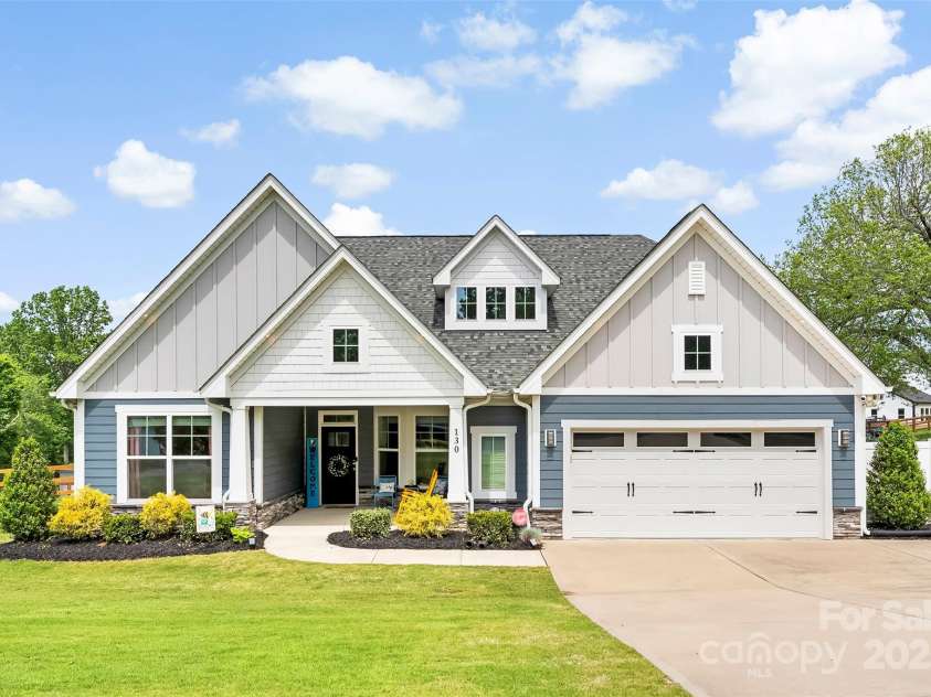130 Candlewood Drive, Kings Mountain, NC 28086.  MLS# CAR4250871, YatesRealty ID 9368. 