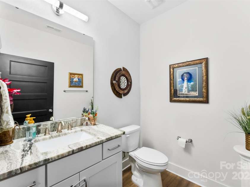 130 Candlewood Drive, Kings Mountain, NC 28086.  MLS# CAR4250871, YatesRealty ID 9368. 