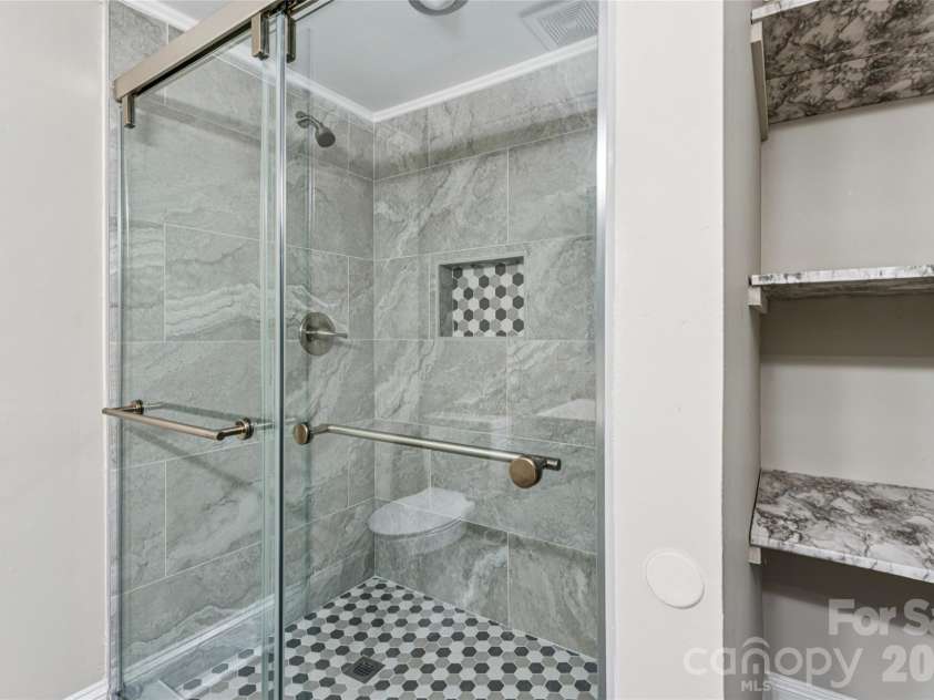 604 Sunnybrook Drive, Monroe, NC 28110.  MLS# CAR4352950, YatesRealty ID 9368. 