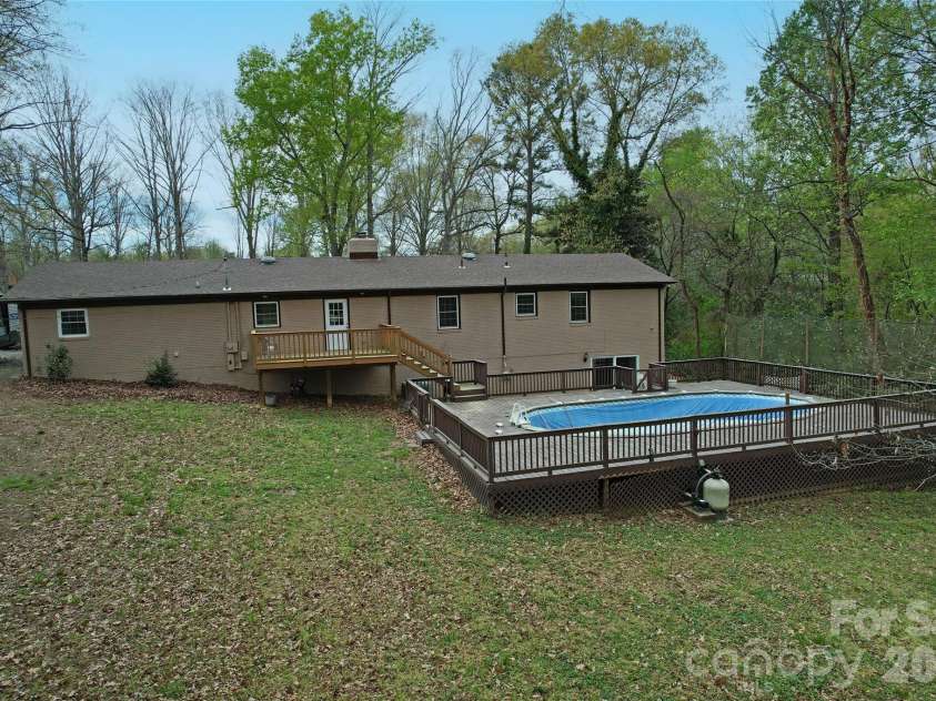 604 Sunnybrook Drive, Monroe, NC 28110.  MLS# CAR4352950, YatesRealty ID 9368. 