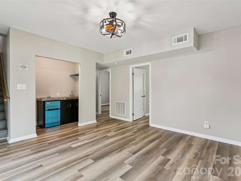 604 Sunnybrook Drive, Monroe, NC 28110.  MLS# CAR4352950, YatesRealty ID 9368. 