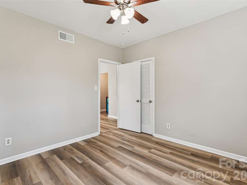 604 Sunnybrook Drive, Monroe, NC 28110.  MLS# CAR4352950, YatesRealty ID 9368. 