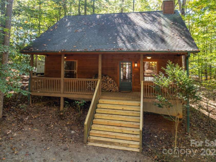 329 Cinnamon Ridge, Rutherfordton, NC 28139.  MLS# CAR4314357, YatesRealty ID 9369. 