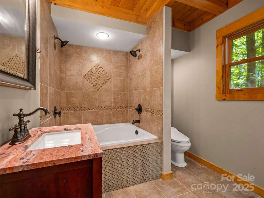 329 Cinnamon Ridge, Rutherfordton, NC 28139.  MLS# CAR4314357, YatesRealty ID 9369. 