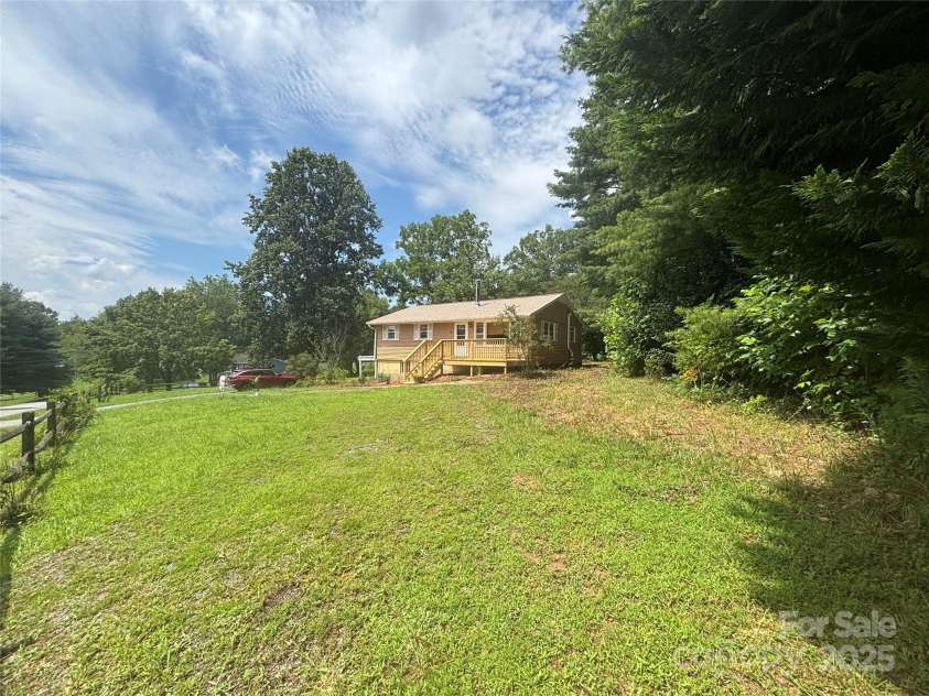 45 Armstrong Road, Etowah, NC 28729.  MLS# CAR4276177, YatesRealty ID 9369. 