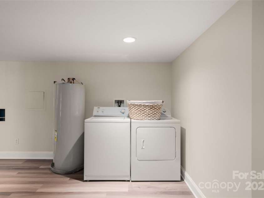 45 Armstrong Road, Etowah, NC 28729.  MLS# CAR4276177, YatesRealty ID 9369. Washer/dryer included