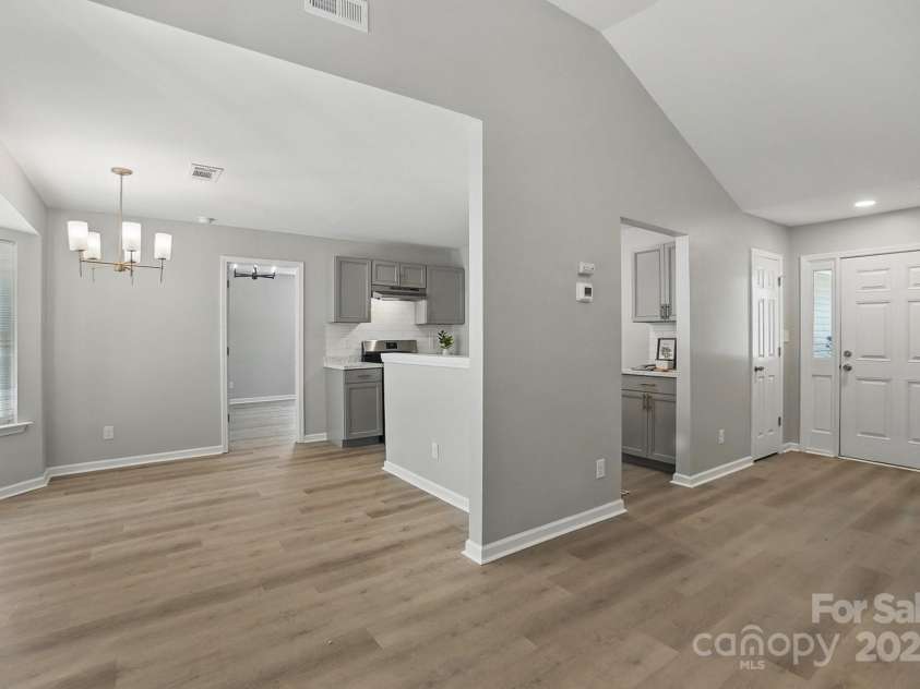 2945 Christian Scott Lane, Charlotte, NC 28214.  MLS# CAR4242532, YatesRealty ID 9370. 
