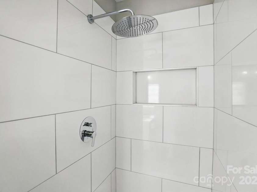 2945 Christian Scott Lane, Charlotte, NC 28214.  MLS# CAR4242532, YatesRealty ID 9370. 