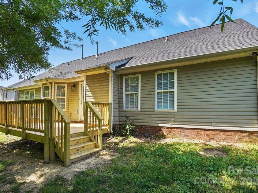 2945 Christian Scott Lane, Charlotte, NC 28214.  MLS# CAR4242532, YatesRealty ID 9370. Back deck