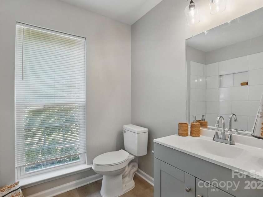 2945 Christian Scott Lane, Charlotte, NC 28214.  MLS# CAR4242532, YatesRealty ID 9370. Hall Bathroom