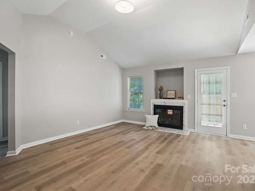 2945 Christian Scott Lane, Charlotte, NC 28214.  MLS# CAR4242532, YatesRealty ID 9370. Living room/ Great room