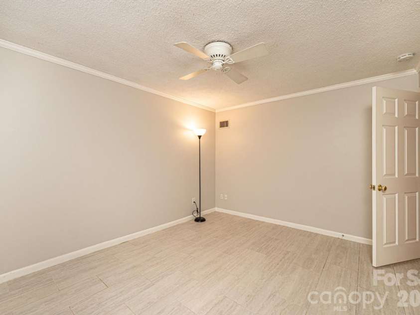 1063 4th Avenue Drive, Hickory, NC 28601.  MLS# CAR4350686, YatesRealty ID 9372. Downstairs bedroom #4