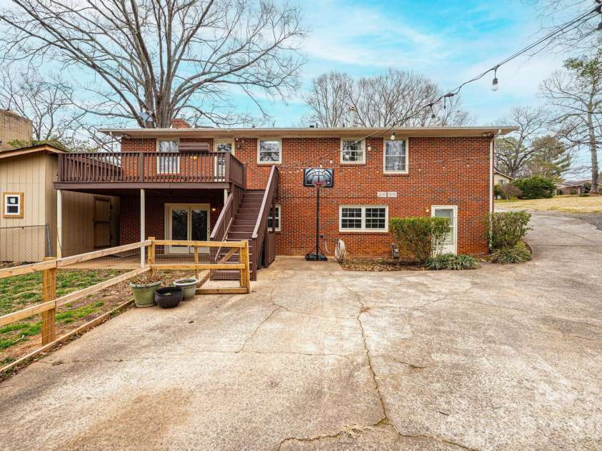 1063 4th Avenue Drive, Hickory, NC 28601.  MLS# CAR4350686, YatesRealty ID 9372. Plenty of parking space for entertaining
