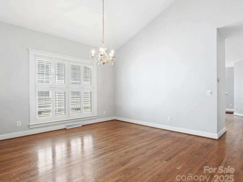 2620 Merion Hills Court, Charlotte, NC 28269.  MLS# CAR4274977, YatesRealty ID 9372. Dining Room
