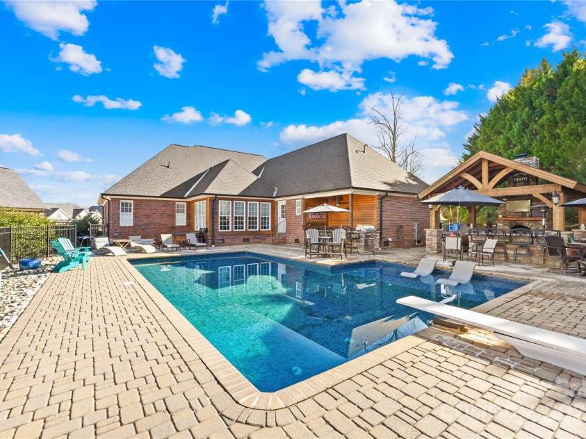 311 Kaitlyn Lane, Kings Mountain, NC 28086.  MLS# CAR4214160, YatesRealty ID 9374. 