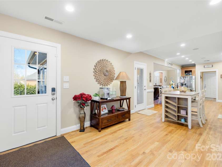 311 Kaitlyn Lane, Kings Mountain, NC 28086.  MLS# CAR4214160, YatesRealty ID 9374. 