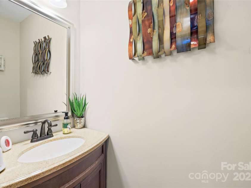 311 Kaitlyn Lane, Kings Mountain, NC 28086.  MLS# CAR4214160, YatesRealty ID 9374. 